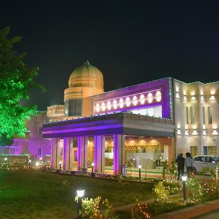 The River Front Resort Sītāpur Mūāfi エクステリア 写真