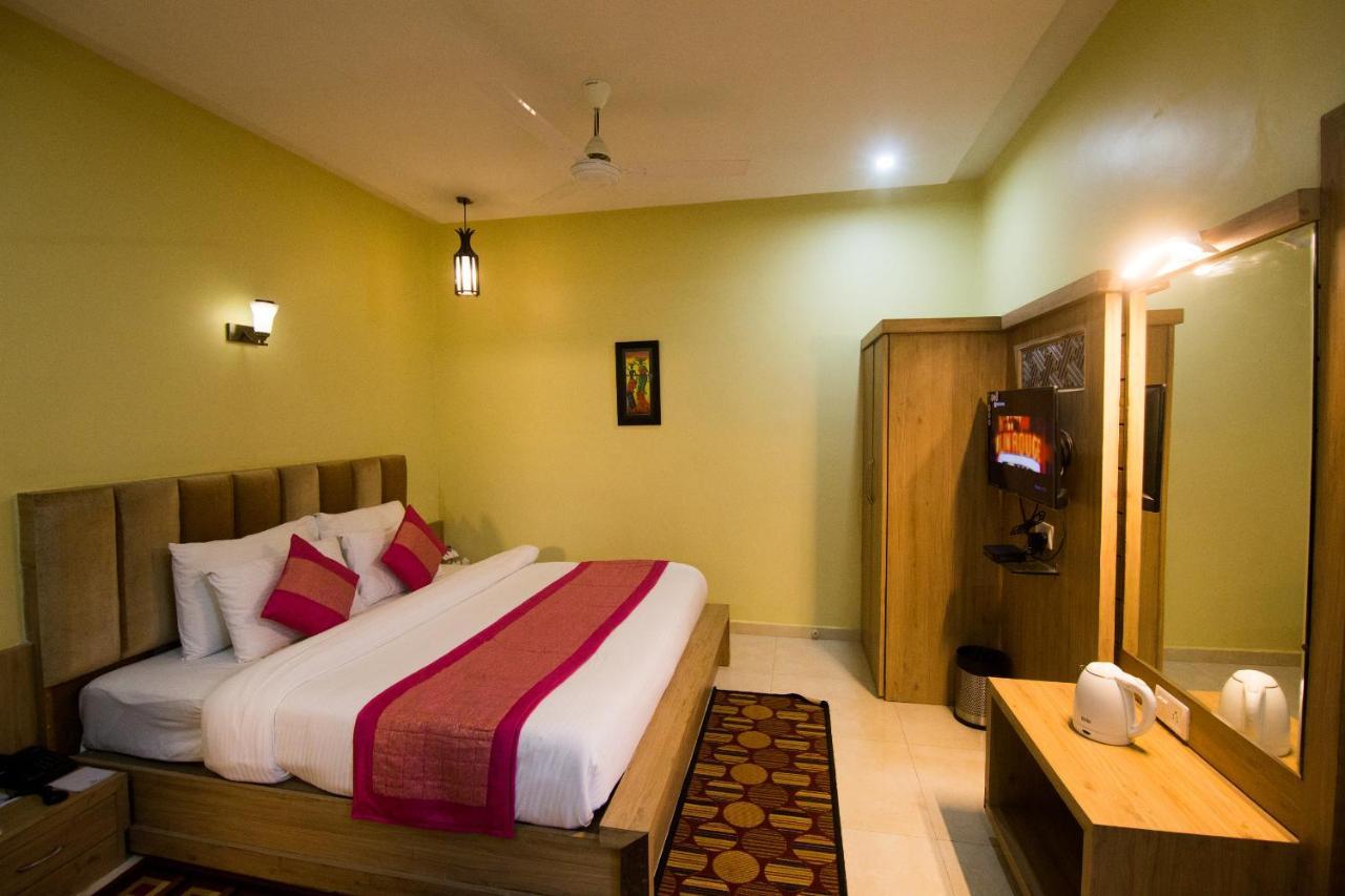 The River Front Resort Sītāpur Mūāfi エクステリア 写真